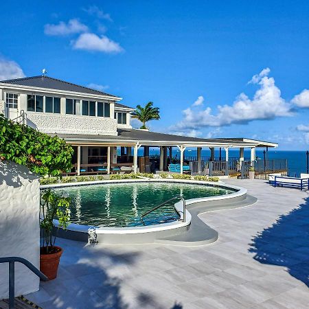Trade Winds Hotel Dickenson Bay Esterno foto