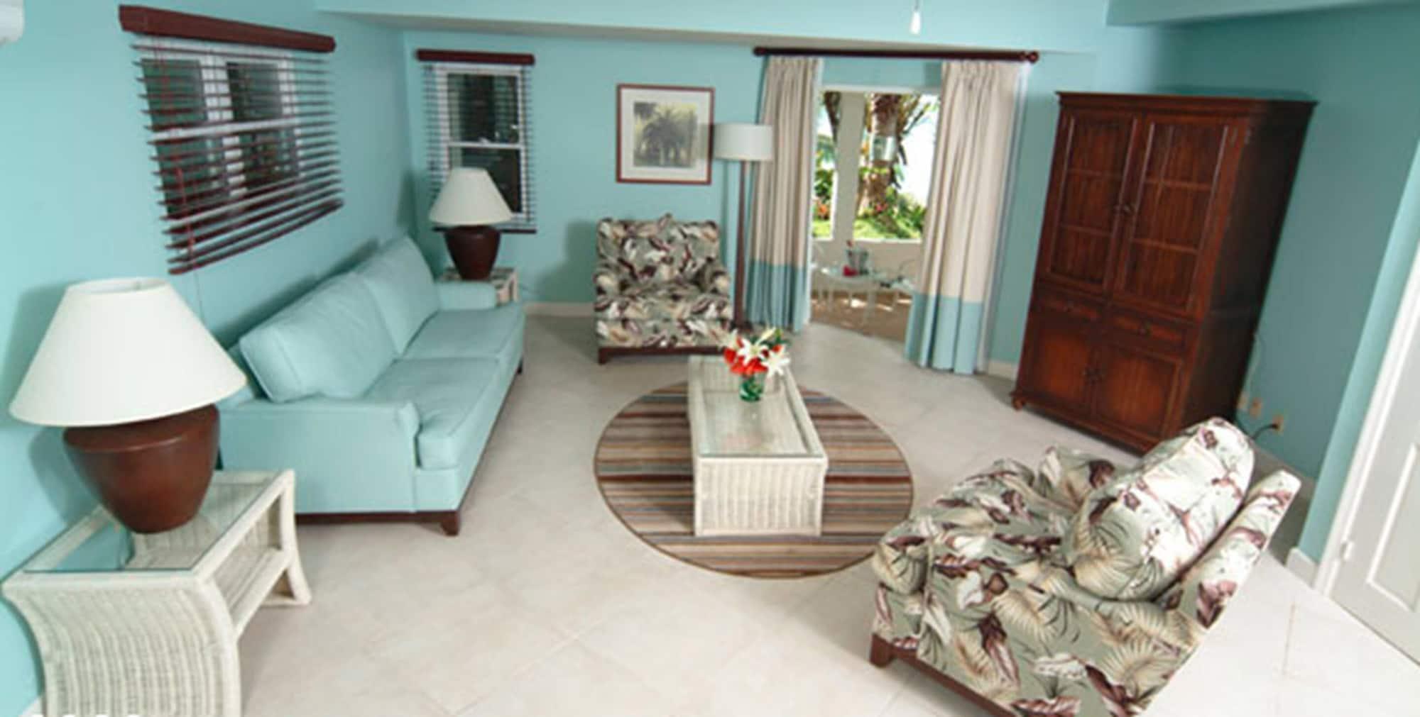 Trade Winds Hotel Dickenson Bay Esterno foto